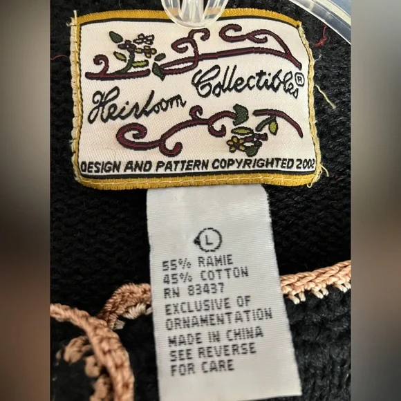 Heirloom Collectibles Women’s Cardigan, L, Black/Peach/Green, Cottagecore - Picture 3 of 8